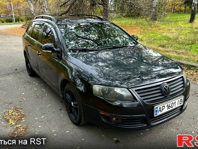 Черный Фольксваген Пассат, объемом двигателя 2 л и пробегом 245 тыс. км за 5500 $, фото 2 на Automoto.ua