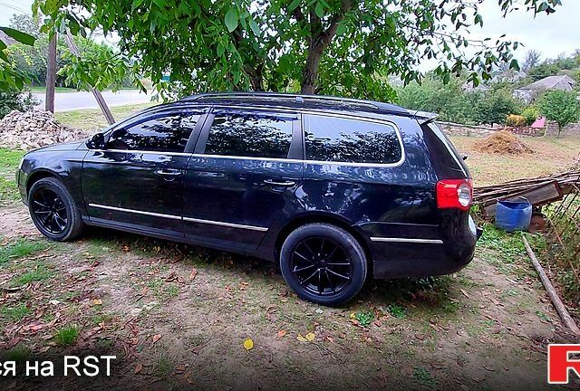 Черный Фольксваген Пассат, объемом двигателя 2 л и пробегом 250 тыс. км за 5000 $, фото 1 на Automoto.ua