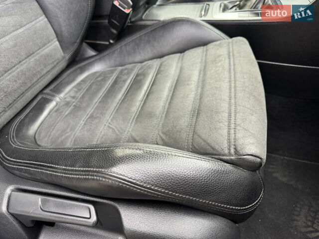 Черный Фольксваген Пассат, объемом двигателя 2 л и пробегом 290 тыс. км за 5699 $, фото 32 на Automoto.ua