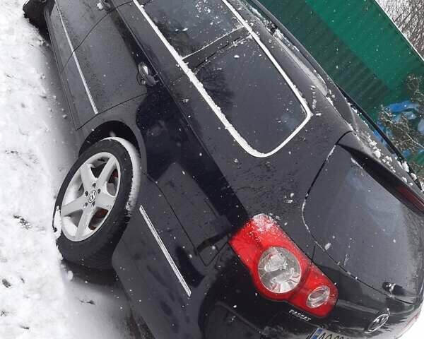 Чорний Фольксваген Пассат, об'ємом двигуна 2 л та пробігом 273 тис. км за 7850 $, фото 3 на Automoto.ua