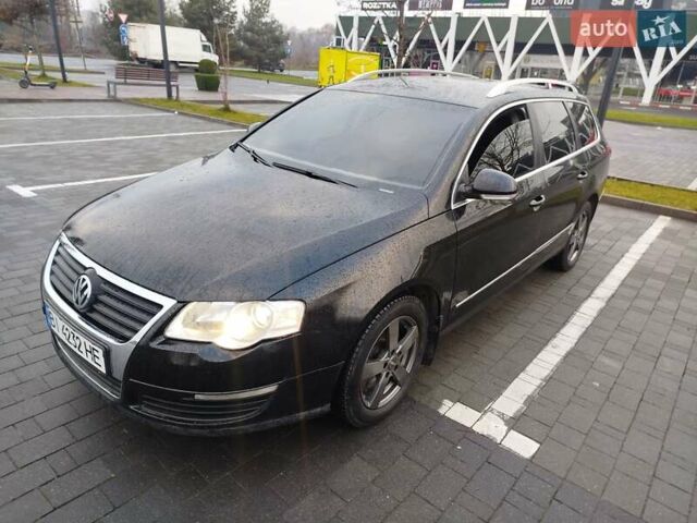 Черный Фольксваген Пассат, объемом двигателя 1.99 л и пробегом 330 тыс. км за 4650 $, фото 21 на Automoto.ua
