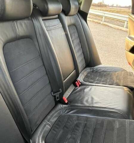 Черный Фольксваген Пассат, объемом двигателя 1.97 л и пробегом 314 тыс. км за 7500 $, фото 23 на Automoto.ua