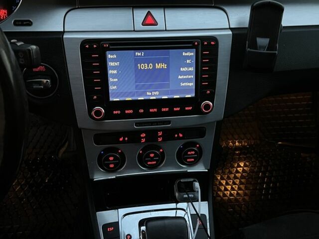 Черный Фольксваген Пассат, объемом двигателя 2 л и пробегом 340 тыс. км за 2500 $, фото 11 на Automoto.ua