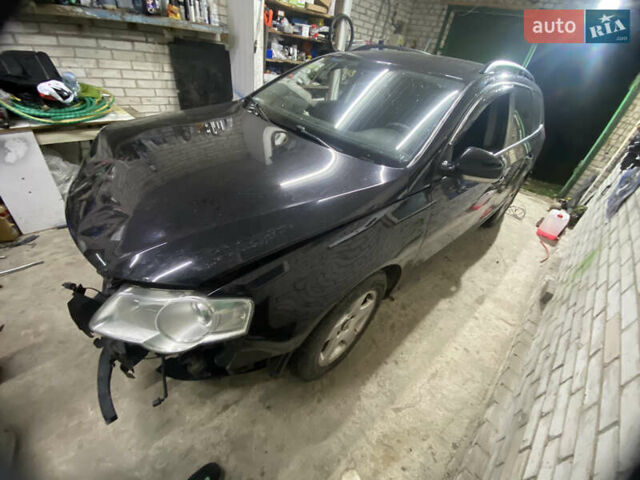 Черный Фольксваген Пассат, объемом двигателя 2 л и пробегом 283 тыс. км за 3200 $, фото 1 на Automoto.ua