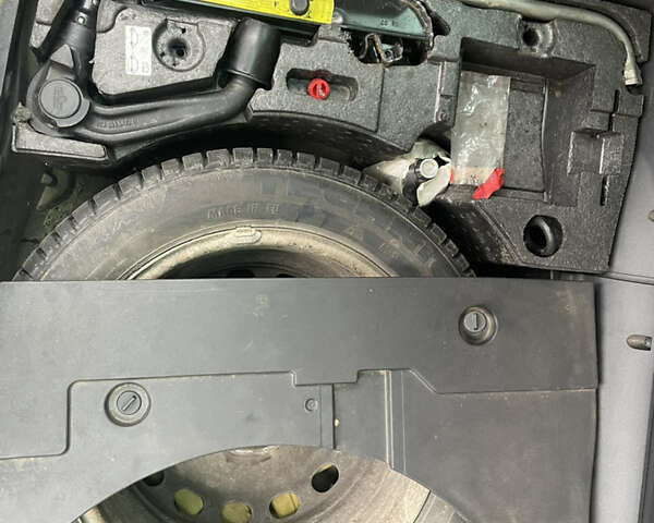 Черный Фольксваген Пассат, объемом двигателя 2 л и пробегом 400 тыс. км за 3500 $, фото 16 на Automoto.ua