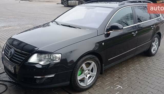 Чорний Фольксваген Пассат, об'ємом двигуна 2 л та пробігом 330 тис. км за 7300 $, фото 22 на Automoto.ua