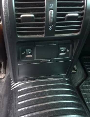 Чорний Фольксваген Пассат, об'ємом двигуна 2 л та пробігом 330 тис. км за 7300 $, фото 15 на Automoto.ua