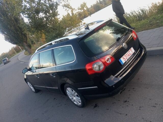 Черный Фольксваген Пассат, объемом двигателя 2 л и пробегом 320 тыс. км за 2600 $, фото 1 на Automoto.ua