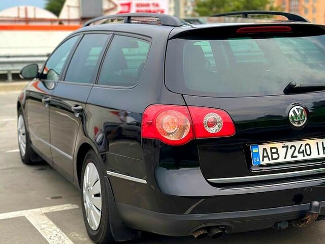 Черный Фольксваген Пассат, объемом двигателя 2 л и пробегом 340 тыс. км за 5700 $, фото 1 на Automoto.ua