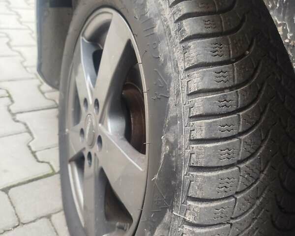 Черный Фольксваген Пассат, объемом двигателя 1.99 л и пробегом 330 тыс. км за 4650 $, фото 23 на Automoto.ua