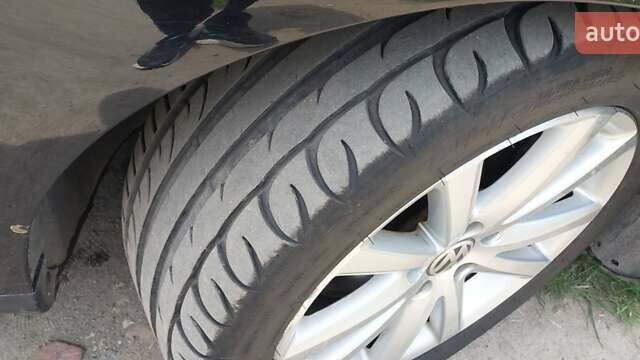 Черный Фольксваген Пассат, объемом двигателя 2 л и пробегом 284 тыс. км за 8500 $, фото 15 на Automoto.ua