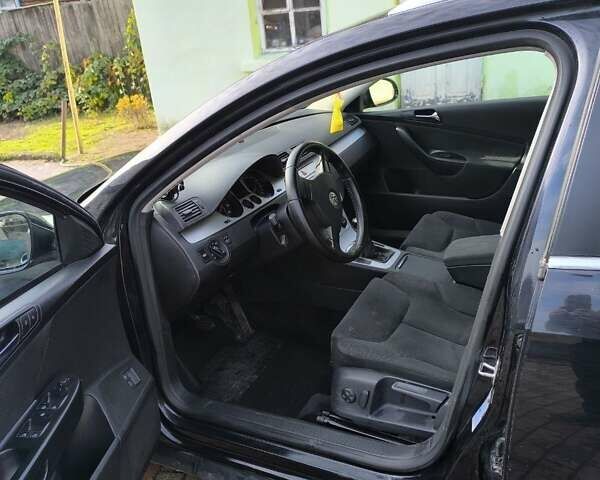 Черный Фольксваген Пассат, объемом двигателя 1.97 л и пробегом 220 тыс. км за 6750 $, фото 6 на Automoto.ua