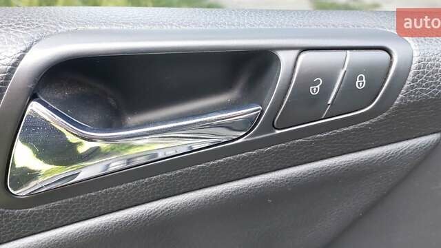 Черный Фольксваген Пассат, объемом двигателя 2 л и пробегом 284 тыс. км за 8500 $, фото 31 на Automoto.ua