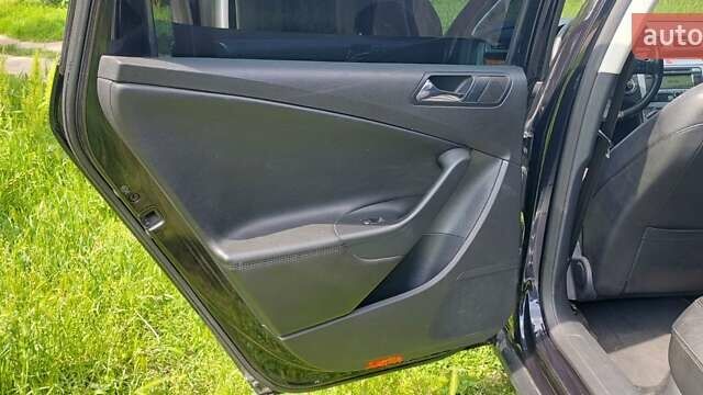 Черный Фольксваген Пассат, объемом двигателя 2 л и пробегом 284 тыс. км за 8500 $, фото 21 на Automoto.ua