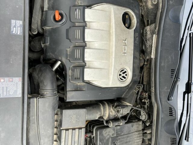 Чорний Фольксваген Пассат, об'ємом двигуна 2 л та пробігом 125 тис. км за 6000 $, фото 2 на Automoto.ua