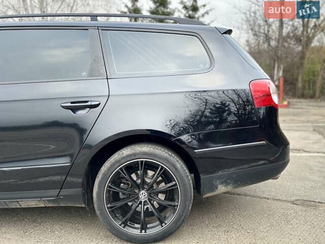 Черный Фольксваген Пассат, объемом двигателя 1.97 л и пробегом 270 тыс. км за 5700 $, фото 4 на Automoto.ua