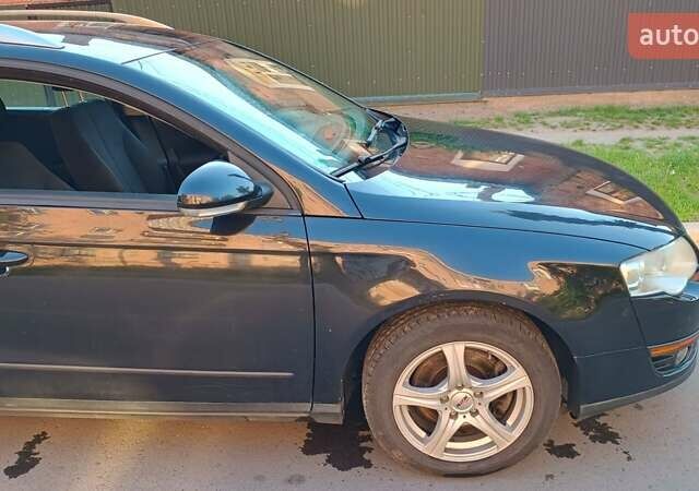 Черный Фольксваген Пассат, объемом двигателя 1.97 л и пробегом 324 тыс. км за 5500 $, фото 15 на Automoto.ua