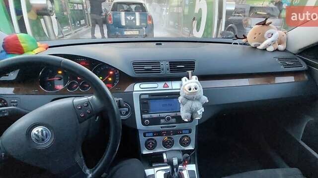 Черный Фольксваген Пассат, объемом двигателя 2 л и пробегом 284 тыс. км за 8500 $, фото 69 на Automoto.ua