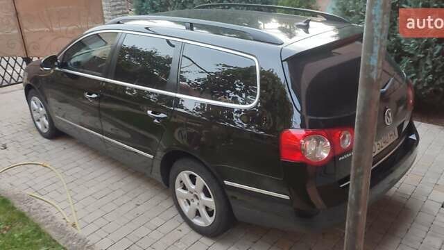 Фольксваген Пассат 2007 у Мукачеве на Automoto.ua Чорний Фольксваген Пассат, об'ємом двигуна 1.9 л та пробігом 503 тис. км за 6000 $, фото 1 на Automoto.ua