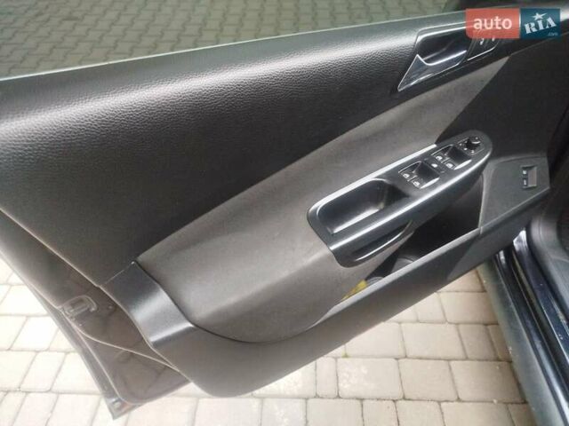 Черный Фольксваген Пассат, объемом двигателя 1.99 л и пробегом 330 тыс. км за 4650 $, фото 26 на Automoto.ua