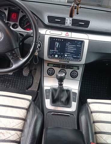 Чорний Фольксваген Пассат, об'ємом двигуна 2 л та пробігом 330 тис. км за 7300 $, фото 12 на Automoto.ua