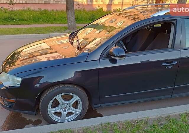 Черный Фольксваген Пассат, объемом двигателя 1.97 л и пробегом 324 тыс. км за 5500 $, фото 12 на Automoto.ua