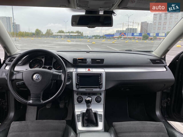 Черный Фольксваген Пассат, объемом двигателя 1.9 л и пробегом 270 тыс. км за 7000 $, фото 10 на Automoto.ua