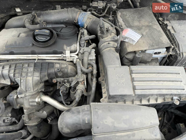 Черный Фольксваген Пассат, объемом двигателя 1.97 л и пробегом 370 тыс. км за 5500 $, фото 72 на Automoto.ua