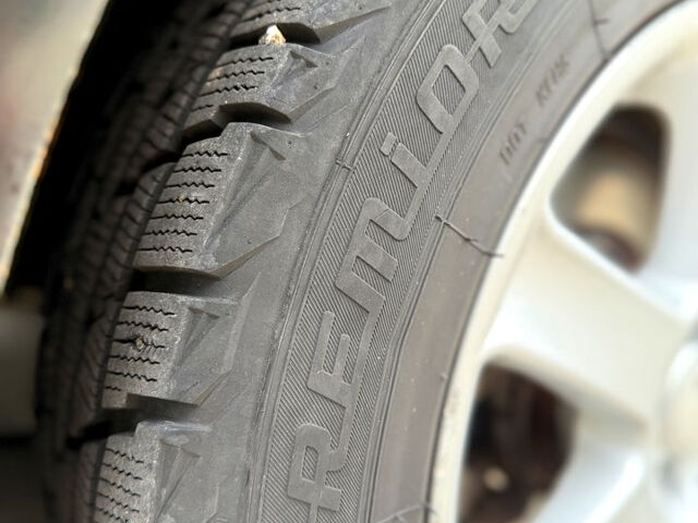 Чорний Фольксваген Пассат, об'ємом двигуна 2 л та пробігом 280 тис. км за 6800 $, фото 1 на Automoto.ua