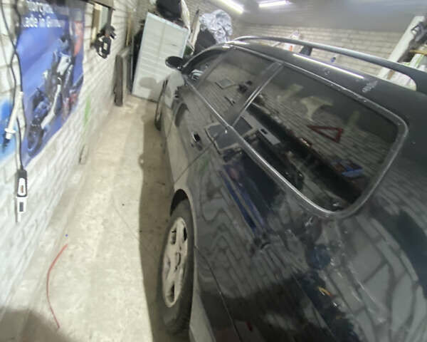 Черный Фольксваген Пассат, объемом двигателя 2 л и пробегом 283 тыс. км за 3200 $, фото 13 на Automoto.ua