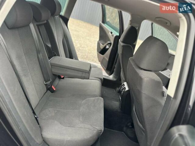 Черный Фольксваген Пассат, объемом двигателя 2 л и пробегом 272 тыс. км за 6100 $, фото 9 на Automoto.ua