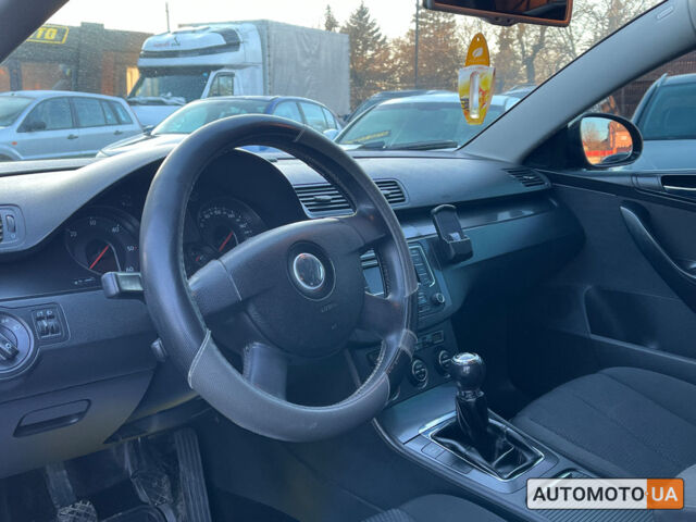 Черный Фольксваген Пассат, объемом двигателя 1.9 л и пробегом 268 тыс. км за 6200 $, фото 7 на Automoto.ua