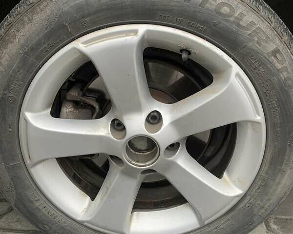 Черный Фольксваген Пассат, объемом двигателя 2 л и пробегом 300 тыс. км за 4700 $, фото 10 на Automoto.ua