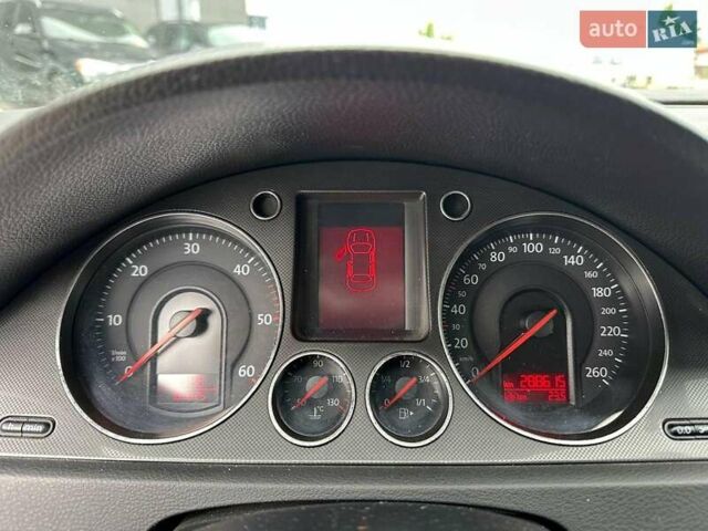 Черный Фольксваген Пассат, объемом двигателя 2 л и пробегом 288 тыс. км за 7290 $, фото 19 на Automoto.ua