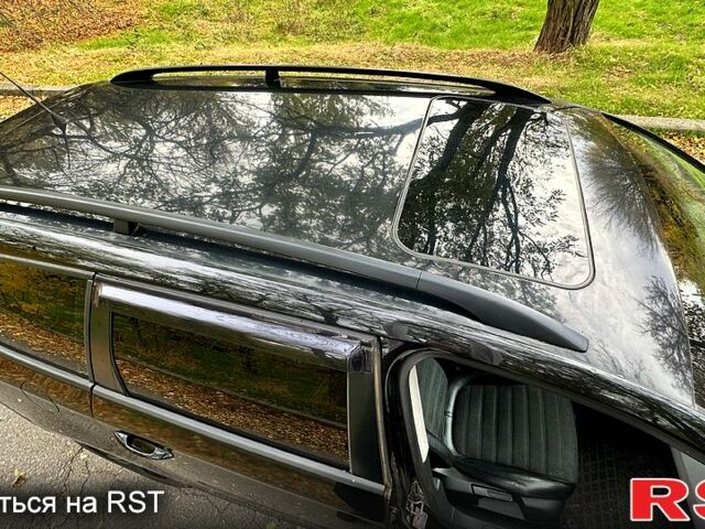 Черный Фольксваген Пассат, объемом двигателя 2 л и пробегом 245 тыс. км за 5500 $, фото 11 на Automoto.ua