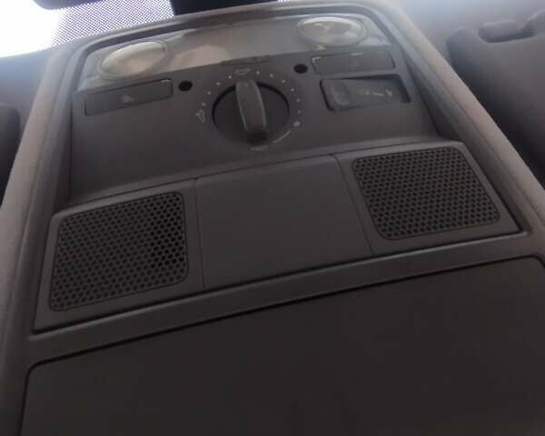 Черный Фольксваген Пассат, объемом двигателя 2 л и пробегом 297 тыс. км за 6000 $, фото 16 на Automoto.ua