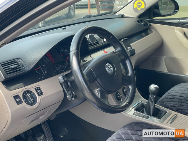 Черный Фольксваген Пассат, объемом двигателя 1.9 л и пробегом 290 тыс. км за 7400 $, фото 10 на Automoto.ua