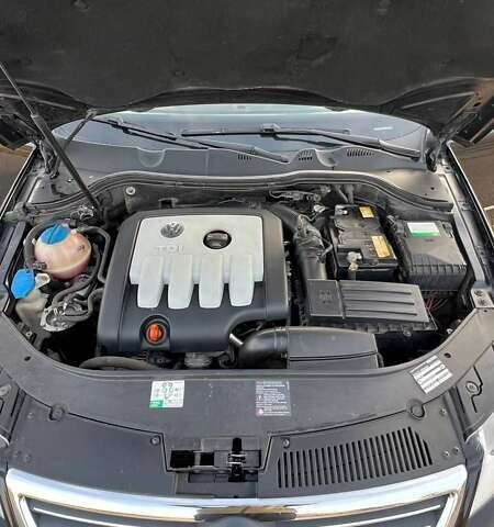 Черный Фольксваген Пассат, объемом двигателя 1.97 л и пробегом 314 тыс. км за 7500 $, фото 8 на Automoto.ua