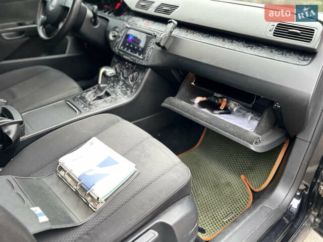 Черный Фольксваген Пассат, объемом двигателя 1.97 л и пробегом 270 тыс. км за 5700 $, фото 9 на Automoto.ua