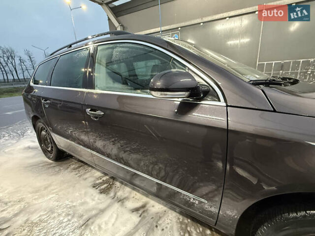 Черный Фольксваген Пассат, объемом двигателя 2 л и пробегом 400 тыс. км за 3500 $, фото 3 на Automoto.ua