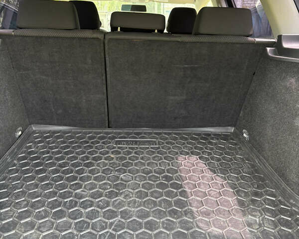 Черный Фольксваген Пассат, объемом двигателя 1.6 л и пробегом 183 тыс. км за 6500 $, фото 10 на Automoto.ua