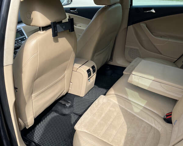 Чорний Фольксваген Пассат, об'ємом двигуна 2 л та пробігом 285 тис. км за 8500 $, фото 13 на Automoto.ua