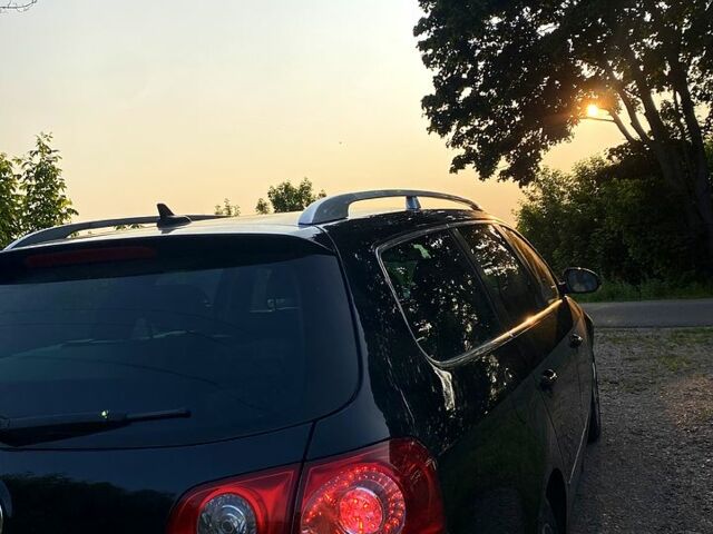 Чорний Фольксваген Пассат, об'ємом двигуна 2 л та пробігом 331 тис. км за 6000 $, фото 2 на Automoto.ua