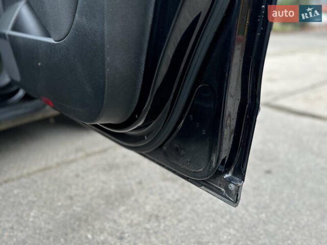 Черный Фольксваген Пассат, объемом двигателя 1.97 л и пробегом 270 тыс. км за 5700 $, фото 10 на Automoto.ua