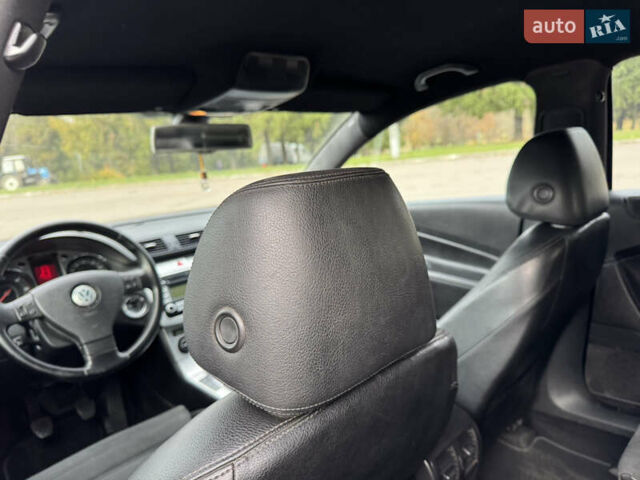 Черный Фольксваген Пассат, объемом двигателя 2 л и пробегом 290 тыс. км за 5699 $, фото 46 на Automoto.ua