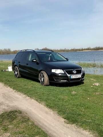 Чорний Фольксваген Пассат, об'ємом двигуна 2 л та пробігом 237 тис. км за 7100 $, фото 9 на Automoto.ua