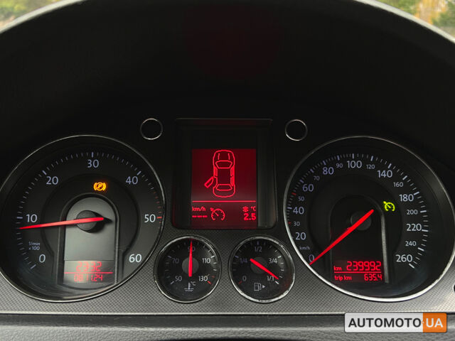 Черный Фольксваген Пассат, объемом двигателя 2 л и пробегом 240 тыс. км за 6799 $, фото 16 на Automoto.ua