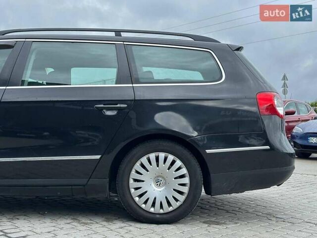 Черный Фольксваген Пассат, объемом двигателя 2 л и пробегом 288 тыс. км за 7290 $, фото 5 на Automoto.ua