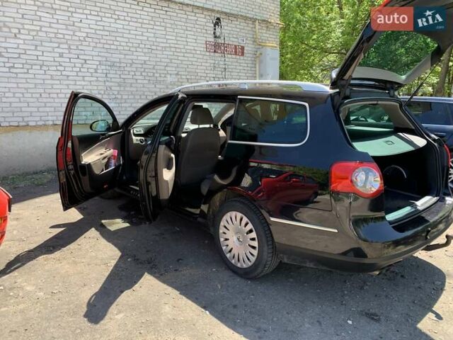 Черный Фольксваген Пассат, объемом двигателя 1.97 л и пробегом 350 тыс. км за 6500 $, фото 4 на Automoto.ua