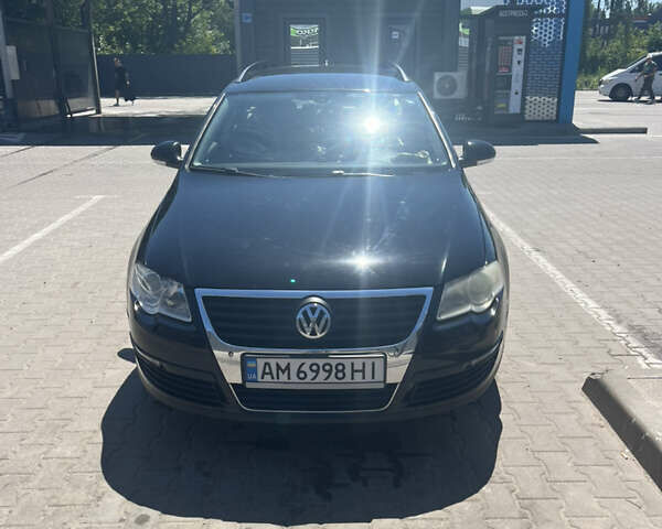 Черный Фольксваген Пассат, объемом двигателя 1.98 л и пробегом 320 тыс. км за 6500 $, фото 1 на Automoto.ua